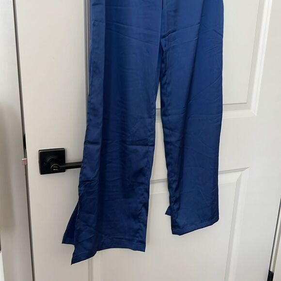 superdown • Navy blue satin Larissa jumpsuit - Picture 7 of 8